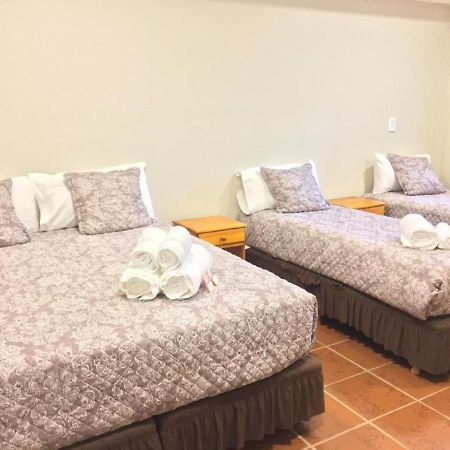 Ambay Suites & Dorms Puerto Iguazu Ngoại thất bức ảnh