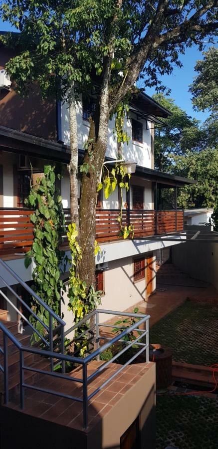 Ambay Suites & Dorms Puerto Iguazu Ngoại thất bức ảnh