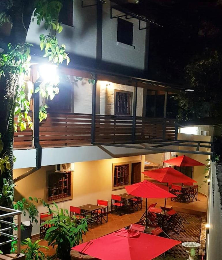 Ambay Suites & Dorms Puerto Iguazu Ngoại thất bức ảnh